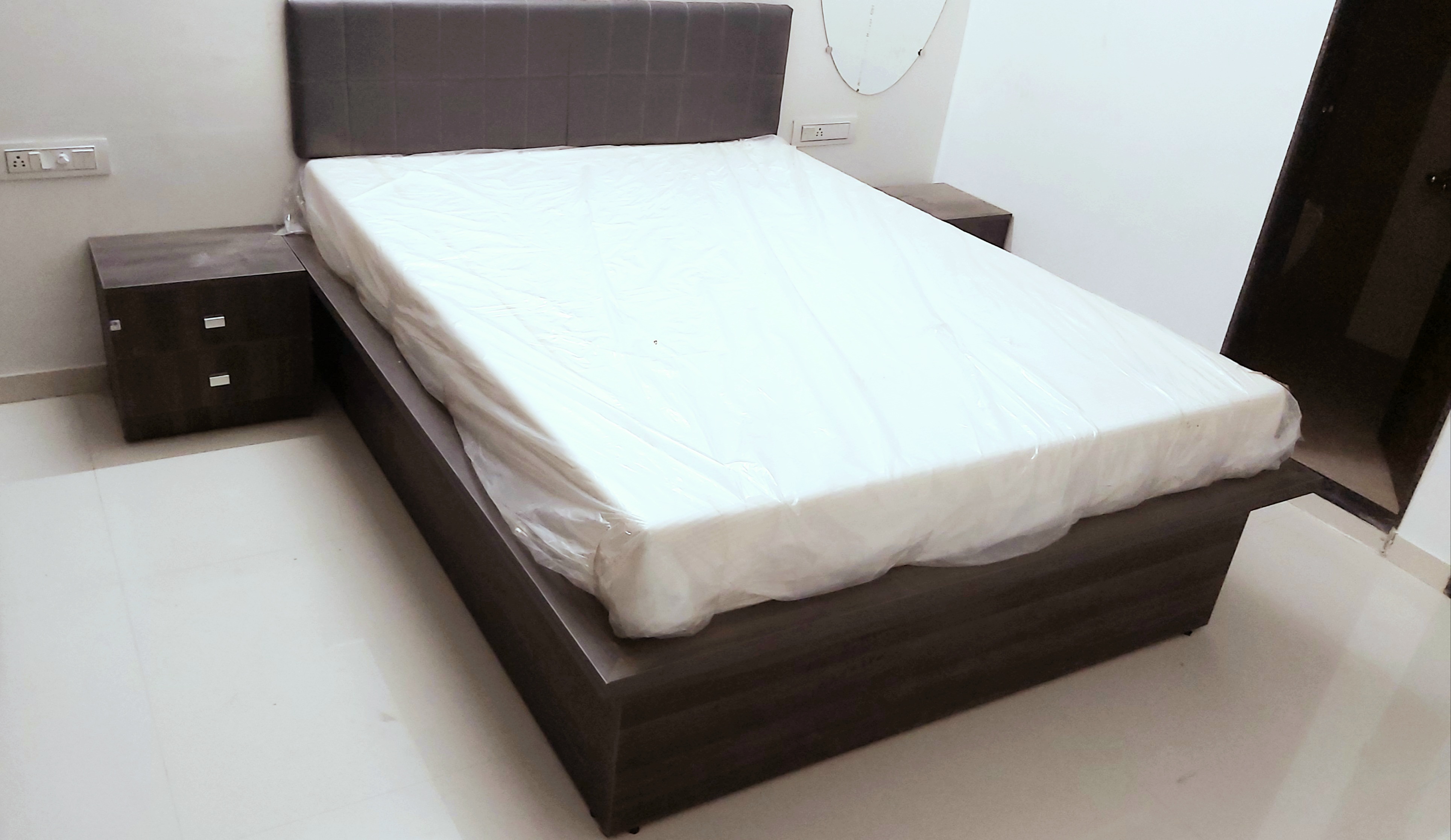 Bed4 - Interior detail by Bosk Furniture